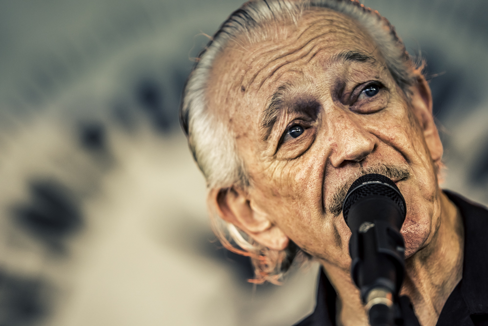 16. Charlie Musselwhite.jpg