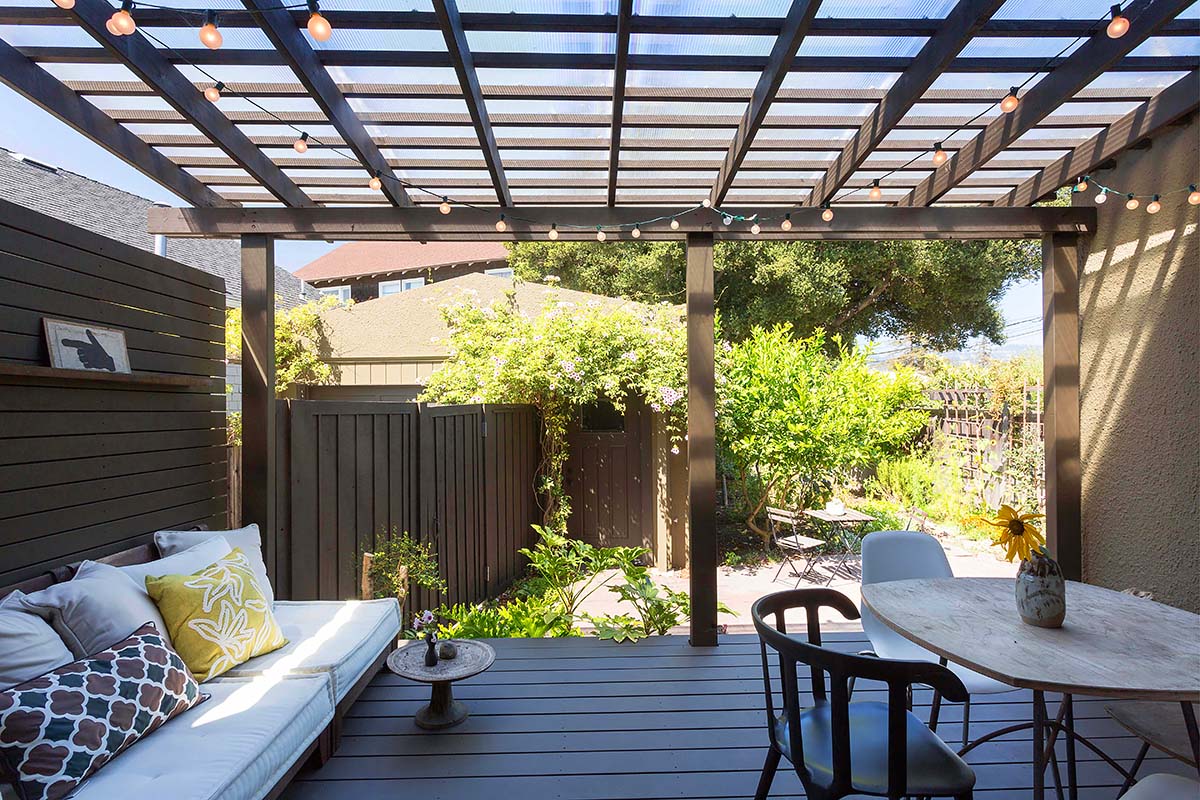 Deck - Doubles as a home office on those sunny days when being outside beckons.