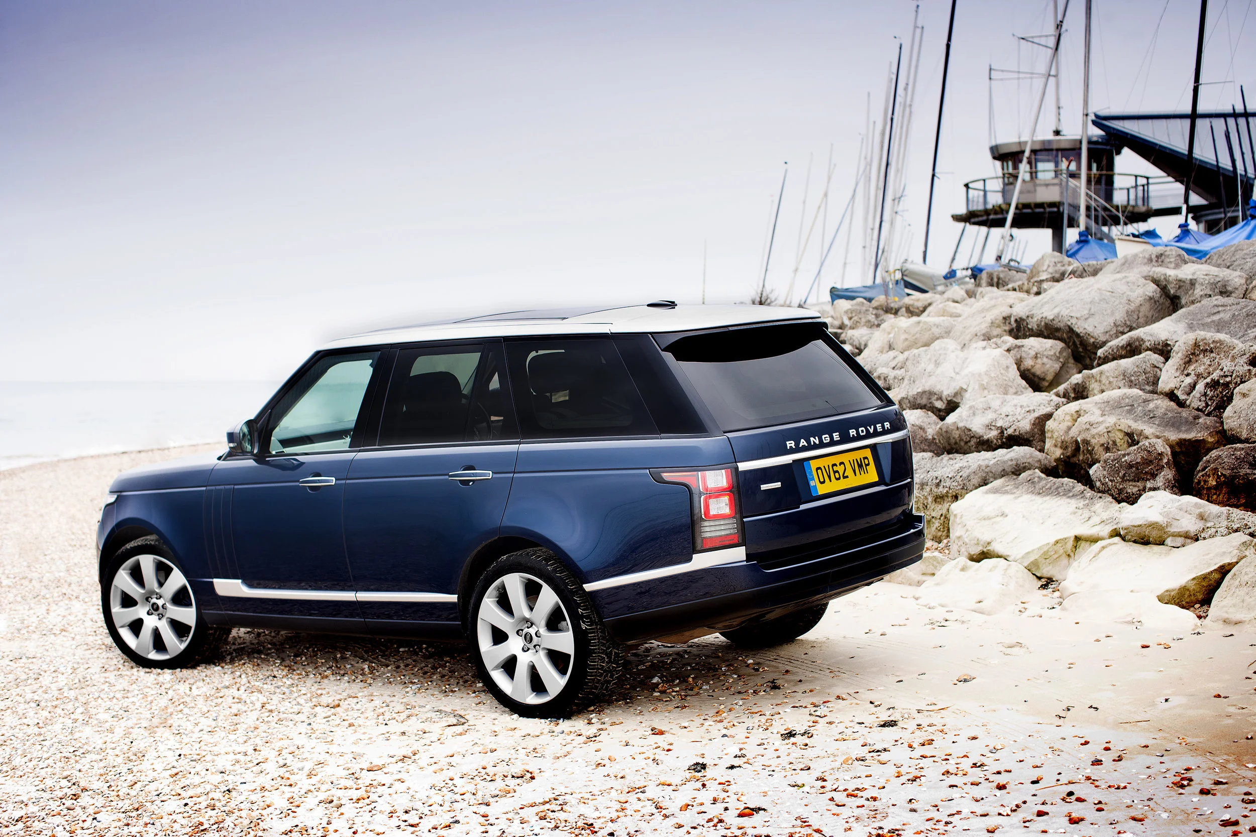 Windy_RangeRover_3.jpg