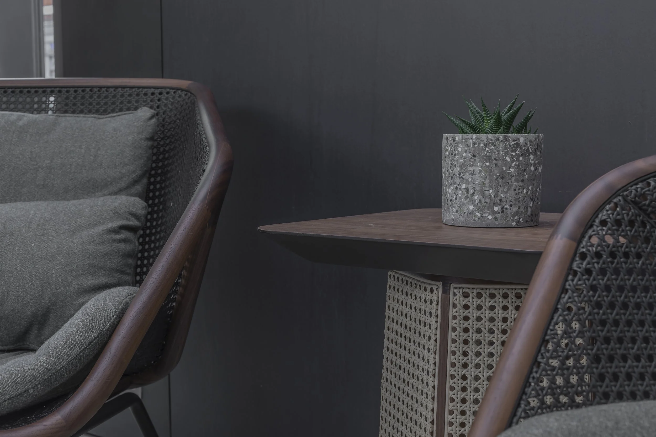 Fora_BernersSt_Furniture_024A7768.jpg
