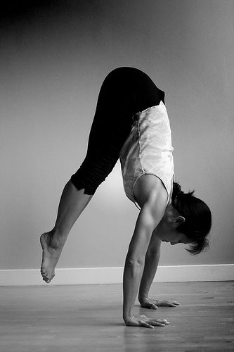 handstand 8-2005.jpg