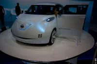800px-Nissan_townpod