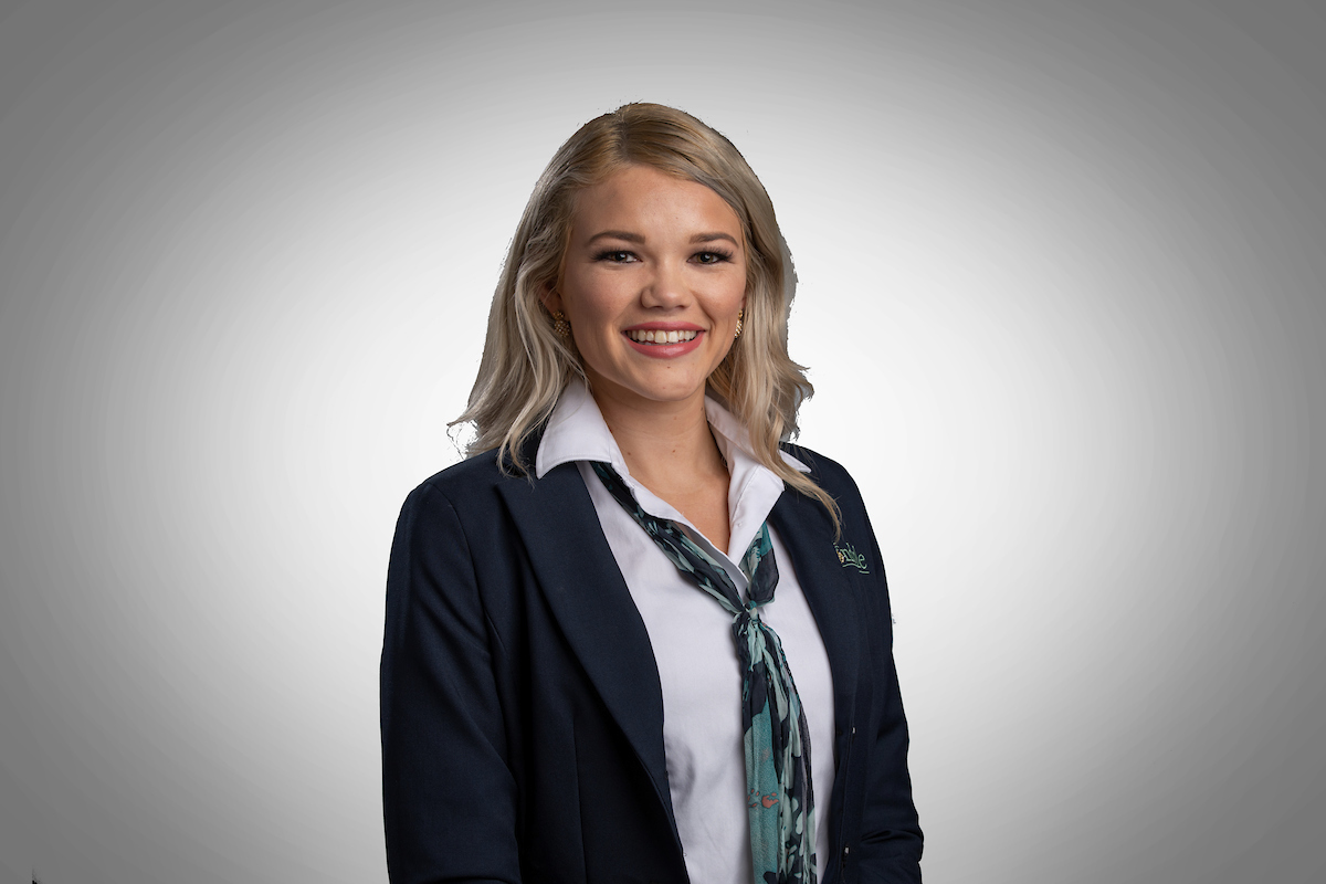 Holly Winningham.jpg