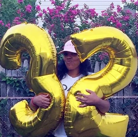 Get these gorg foil balloons here !