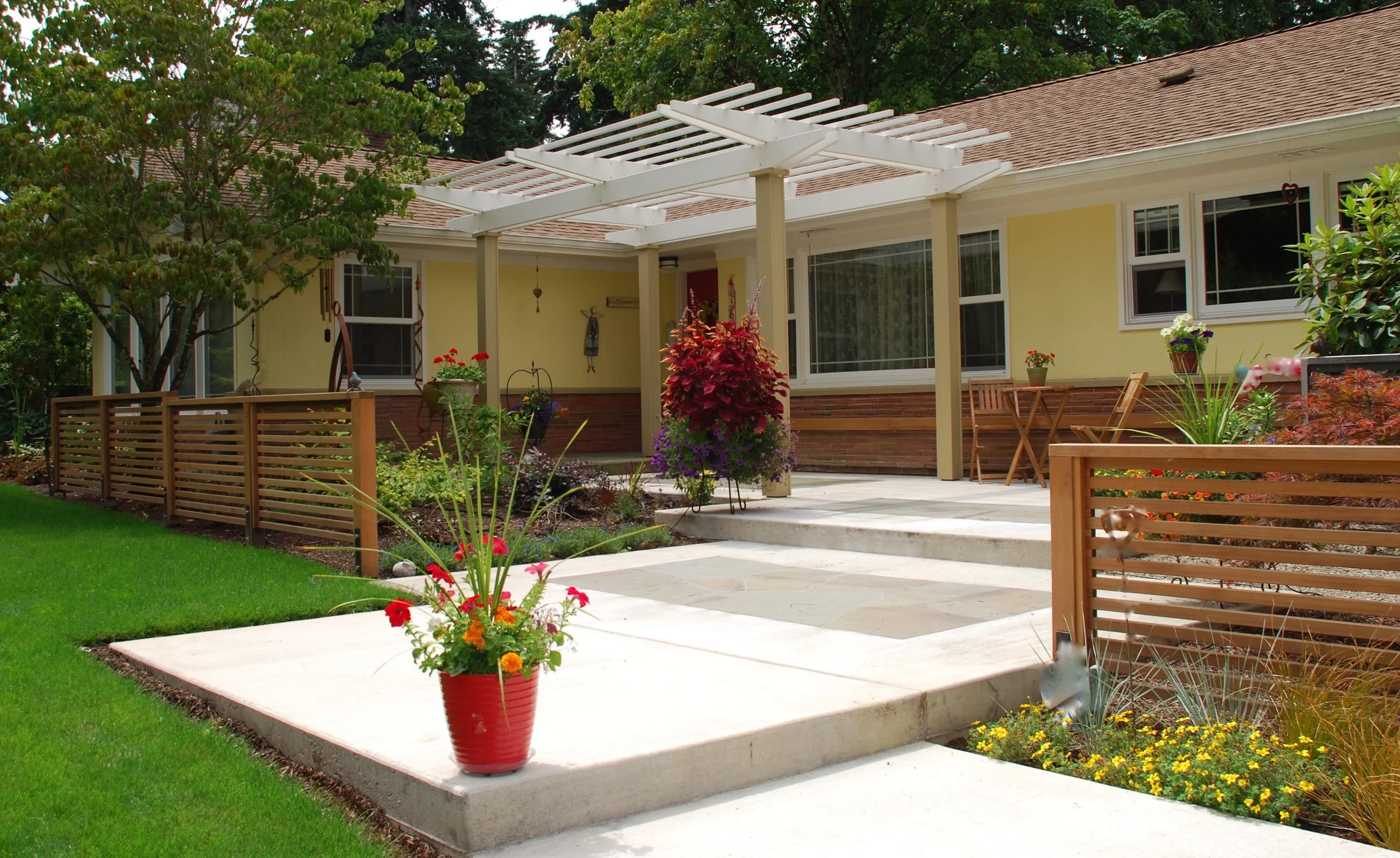 Mid Century Entry