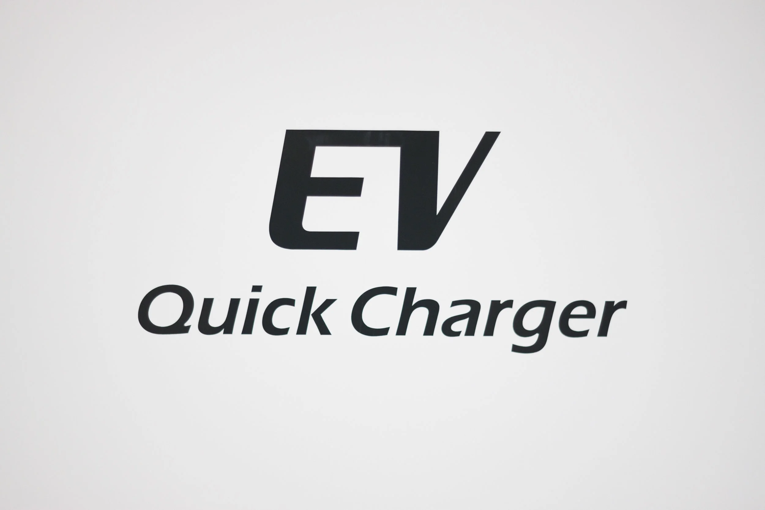 Dunedin home to South Island's first fast-charging station for electric vehicles