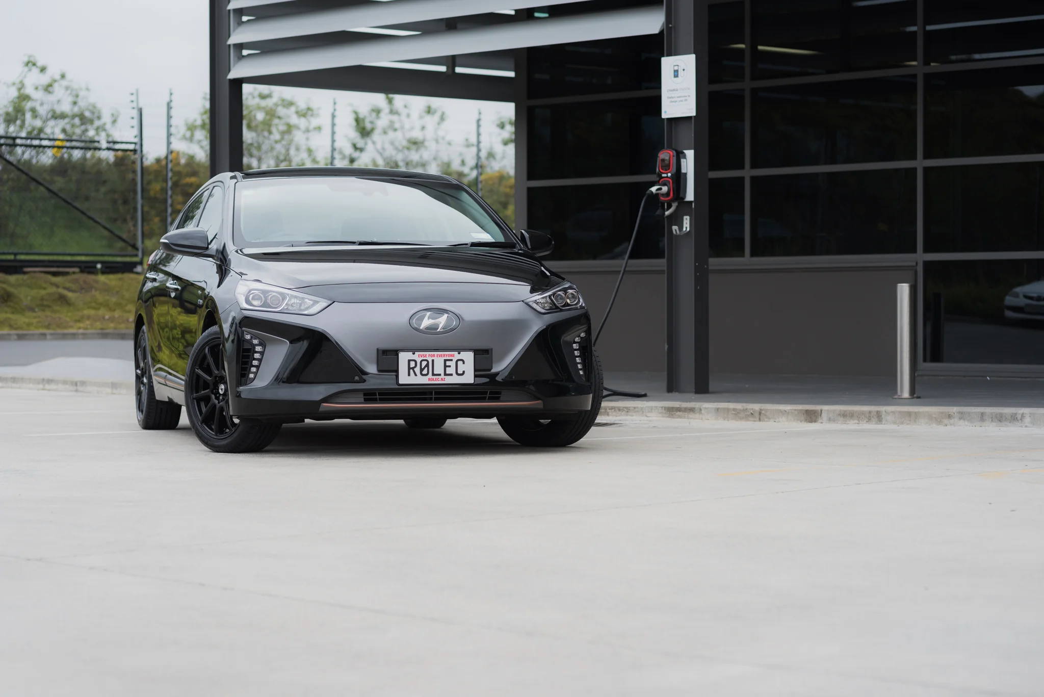 Hyundai Ioniq-2.jpg