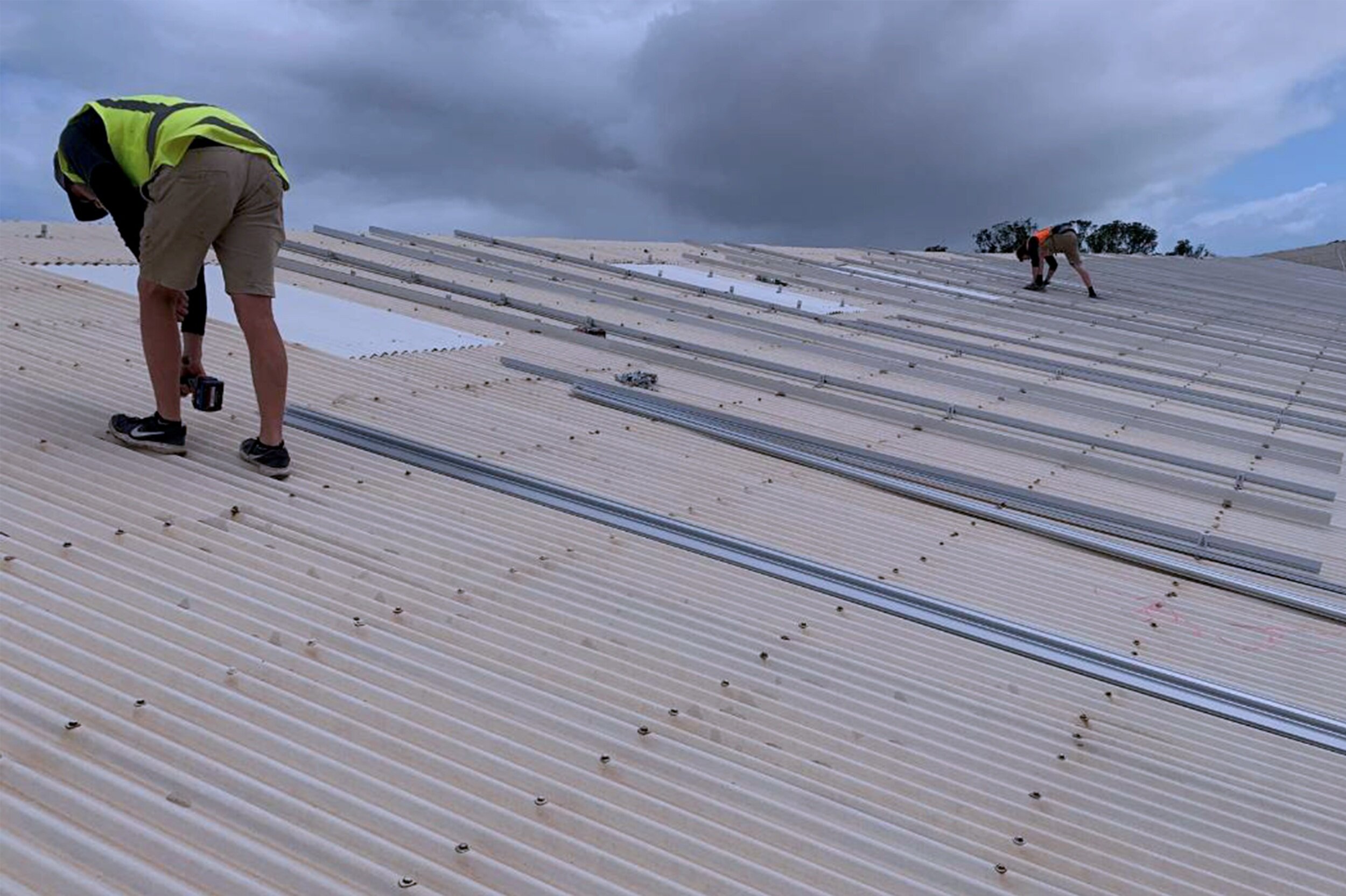 A&amp;G price install over 1000 310W Trina Solar Modules