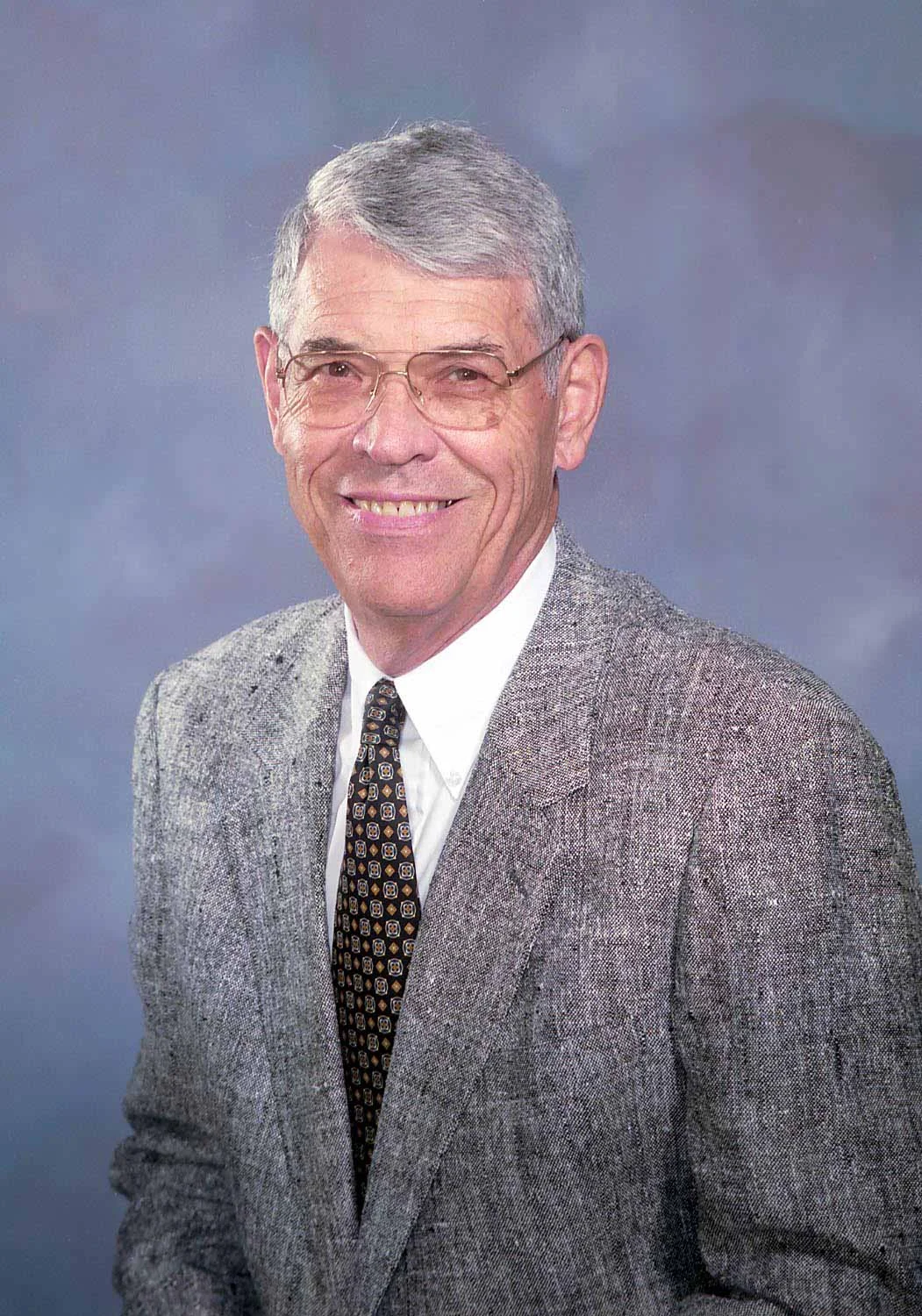 ELI FLY, FORMER UT PRESIDENT, DIES AT 82