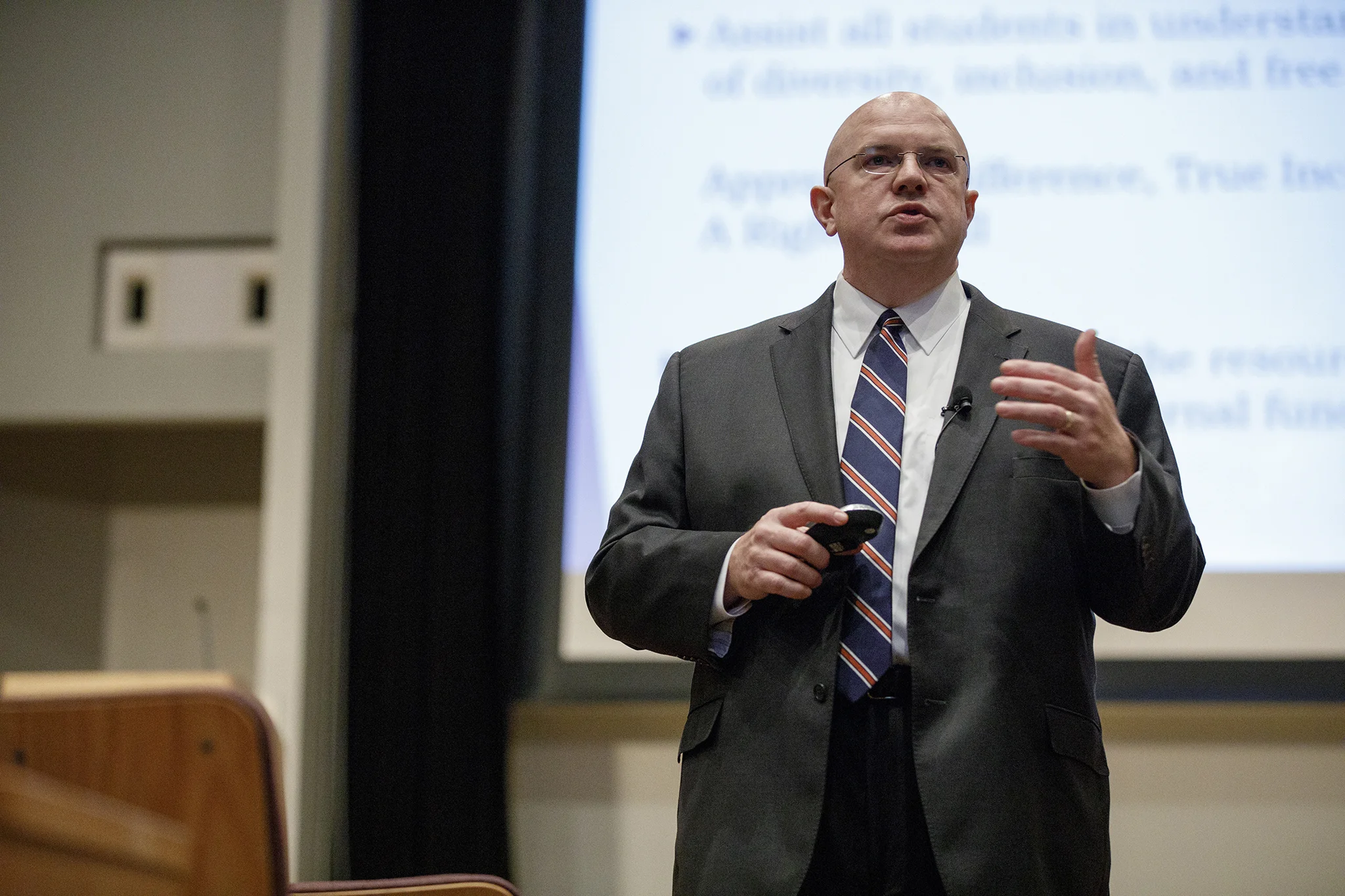 ANDY LEWTER CHOSEN AS NEW UT MARTIN VICE CHANCELLOR FOR STUDENT AFFAIRS