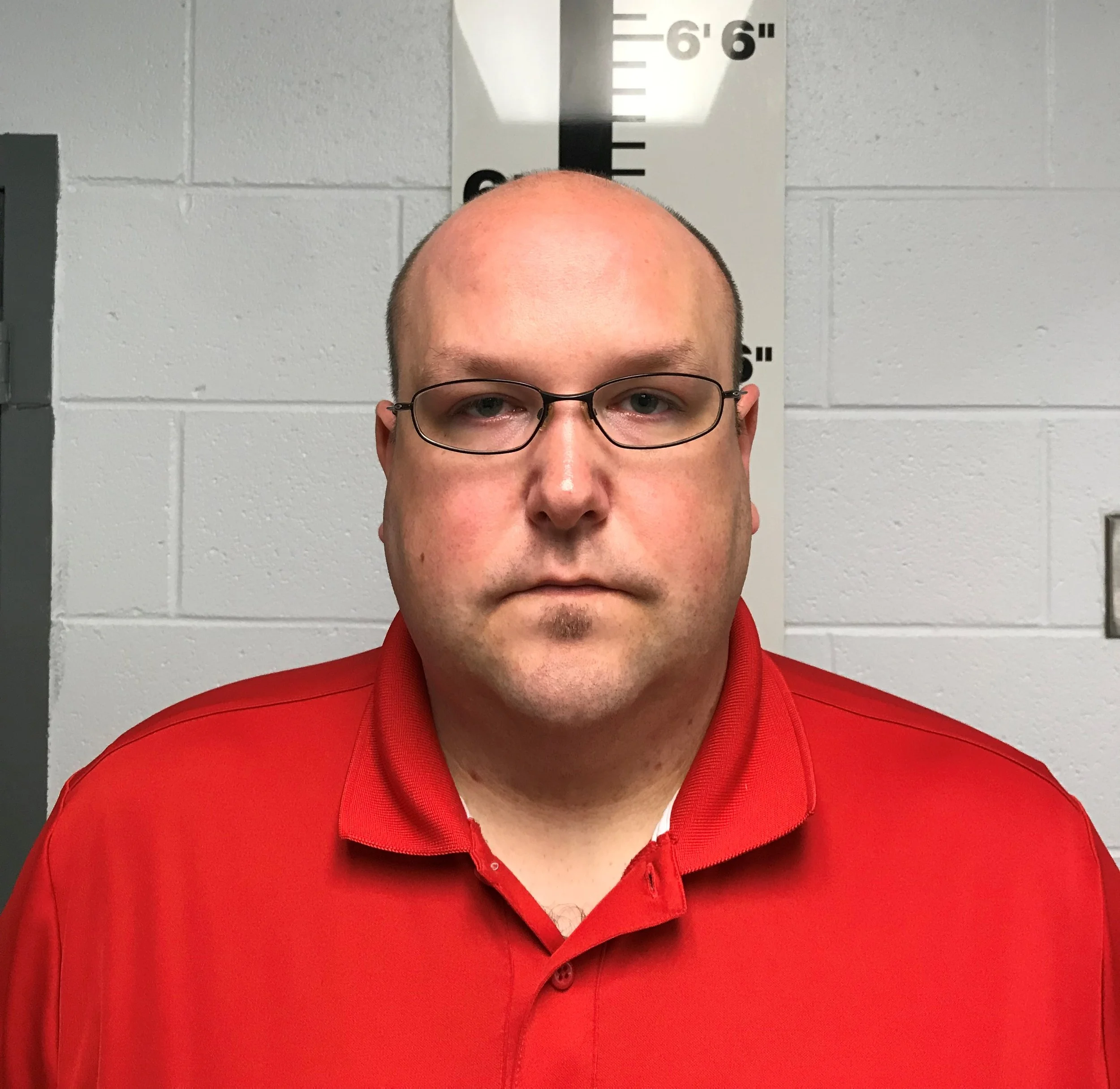 FORMER ASSISTANT JAIL ADMINISTRATOR CHARGED WITH ASSAULT, OFFICIAL OPPRESSION