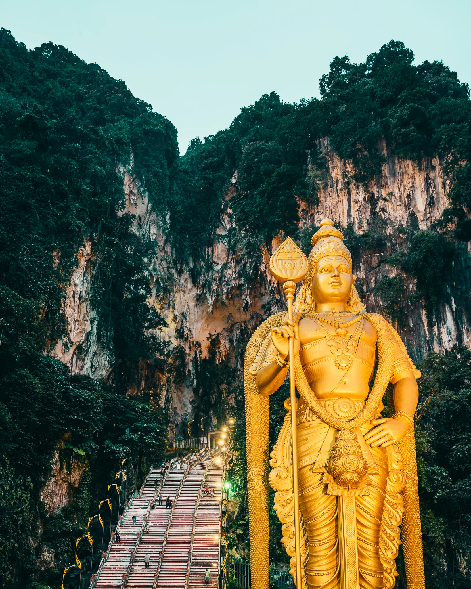 Entrance of Batu Caves - 272 steps to go!