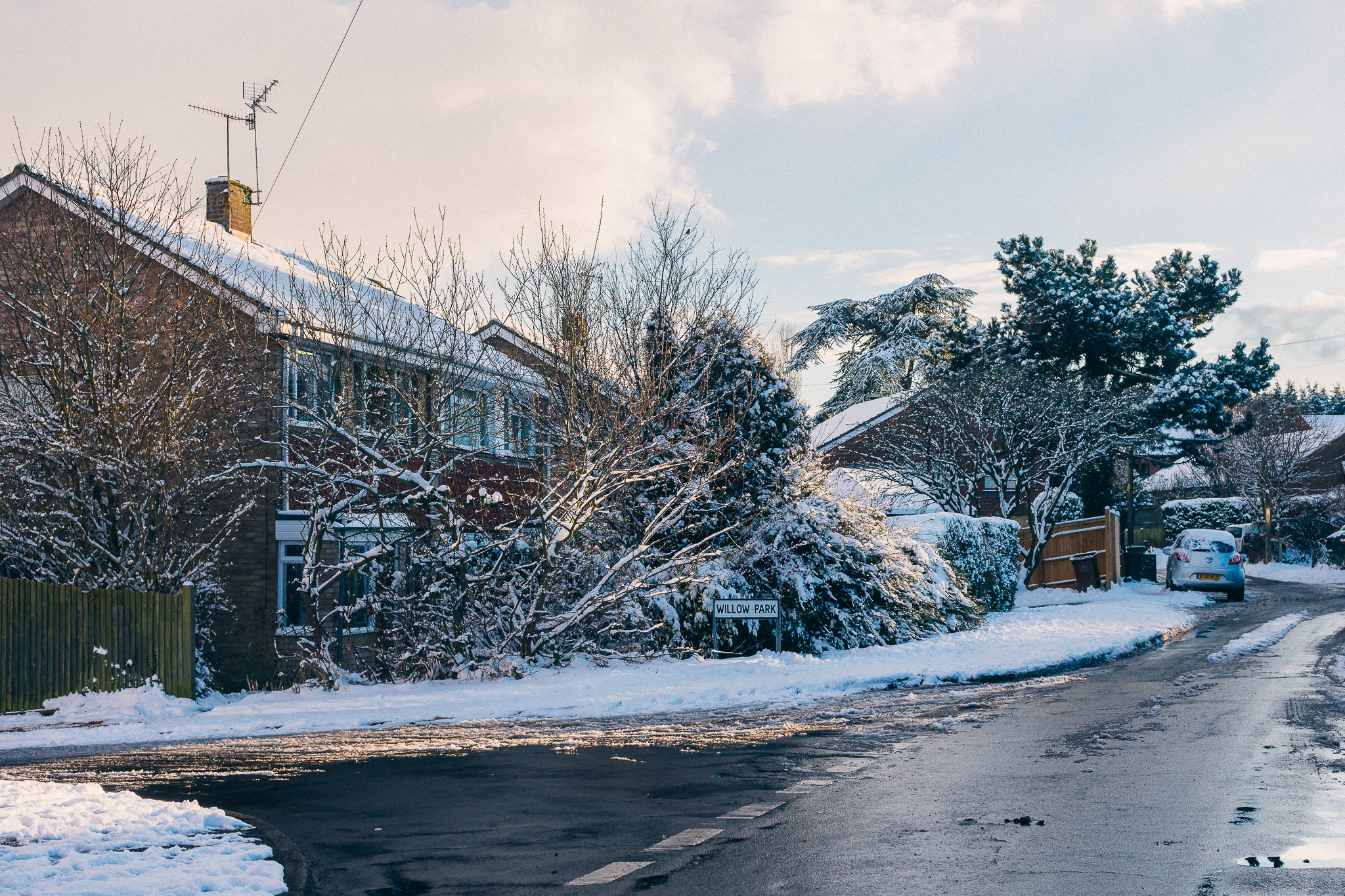 The snow in Otford, looking all sexy. 