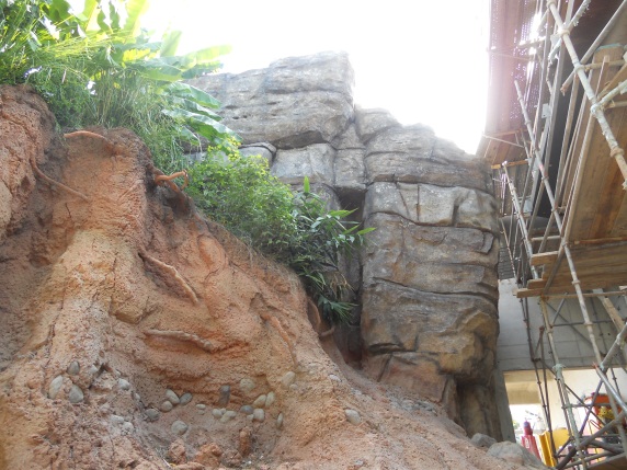 Houston zoo - gorillas of the african forest (view fr moat-under construction).jpg