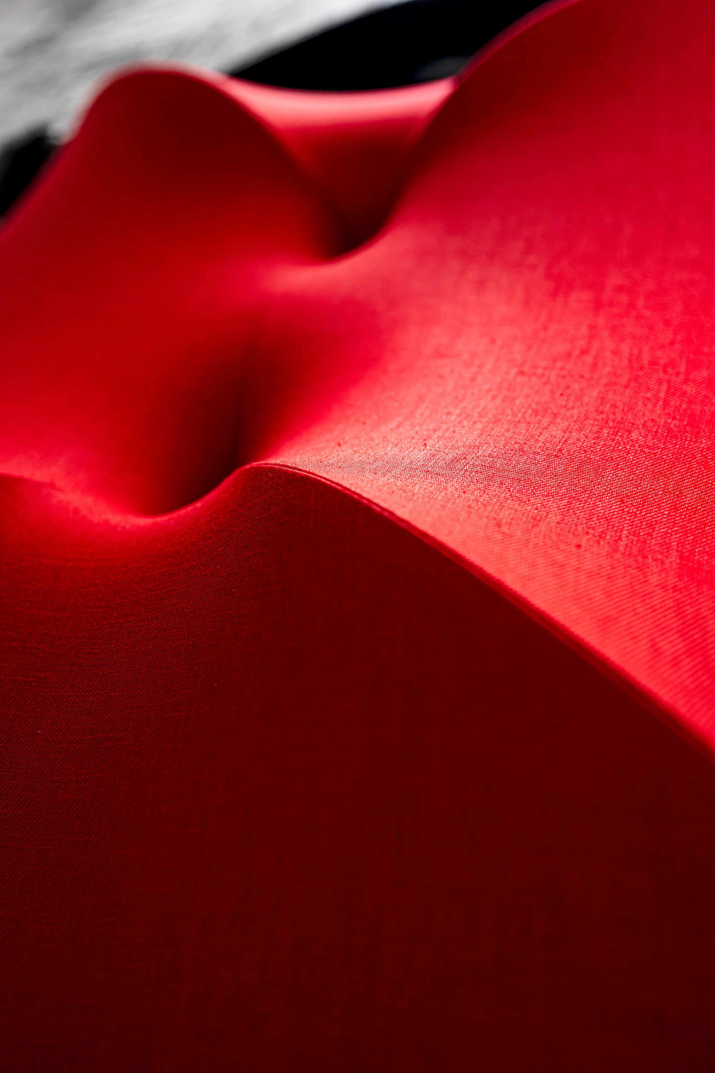 jeu-architectonic-painting-volute-constraining-the-bulging-square-venezia-detail-view-01.jpg