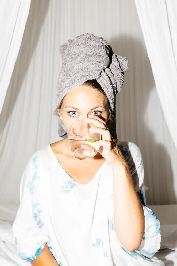 Drink plenty of water between meals!