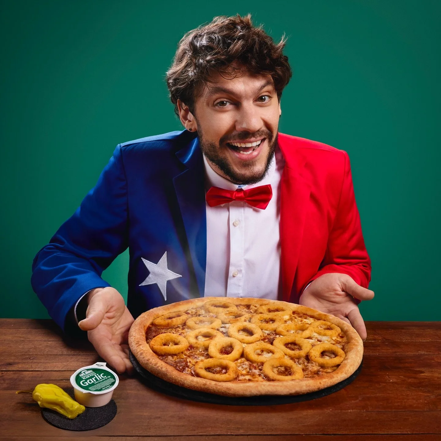 @papajohnschile BBQ Rings x @joaquinvergara 🍕🧅🇺🇸

@hombrelobofilms 
@grupobyl 
@pao_bascunan 
@postcloudy 
@carlosruben._ 
@gringomodeon 
@sofiafernandezcorrea 
@camilaguzmanv