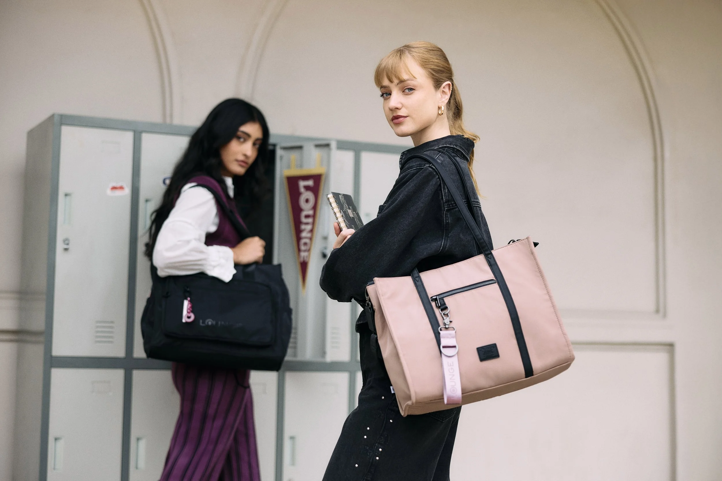 LOUNGE 2026010587461 copia.jpg