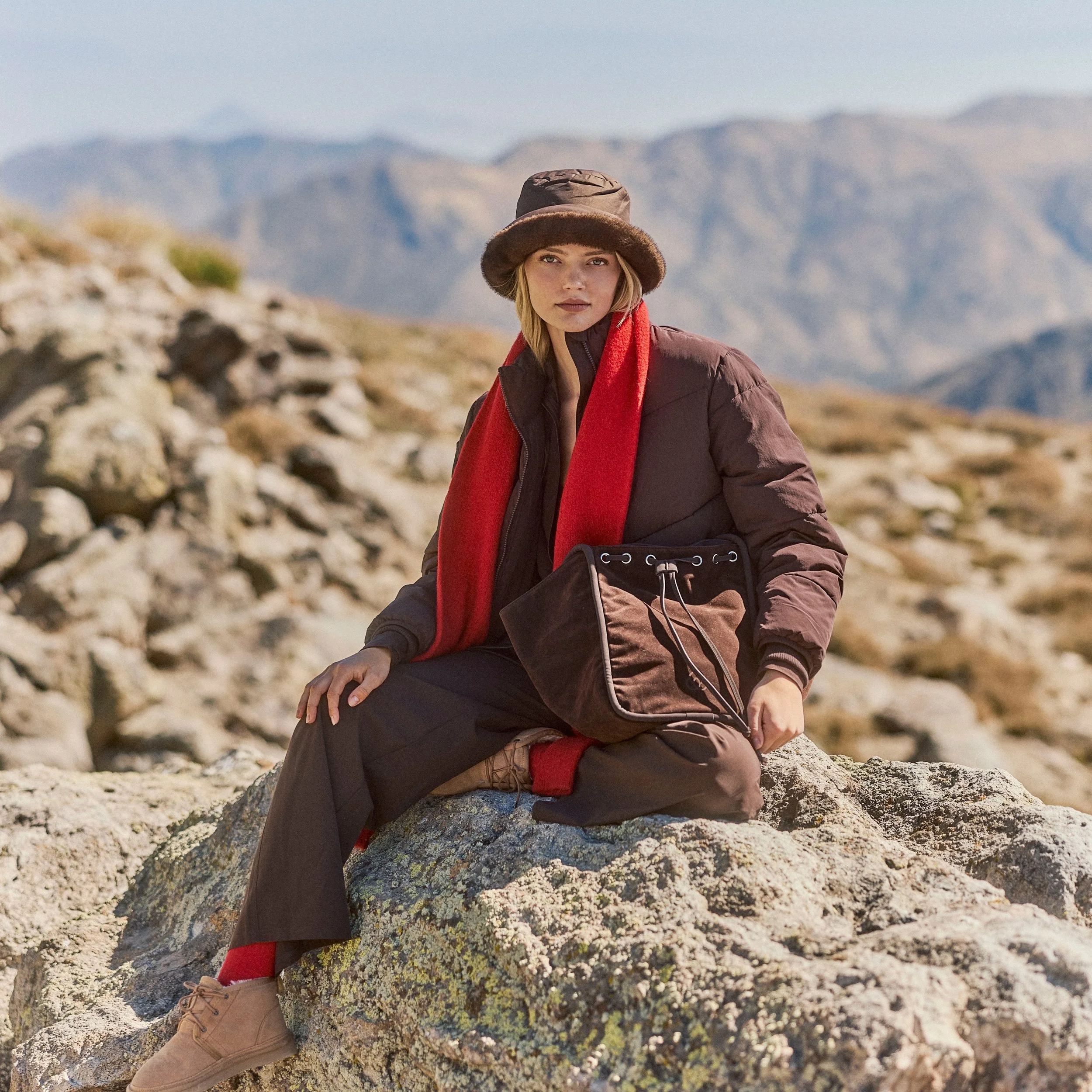 @bsoul.latam Comfy 🏔️

@florenciavialr 
@ariedelpalma 
@maquillaje_joselafrentz 
@carlosruben._ 
@natalymachadoo
@katiajelincic
@postcloudy