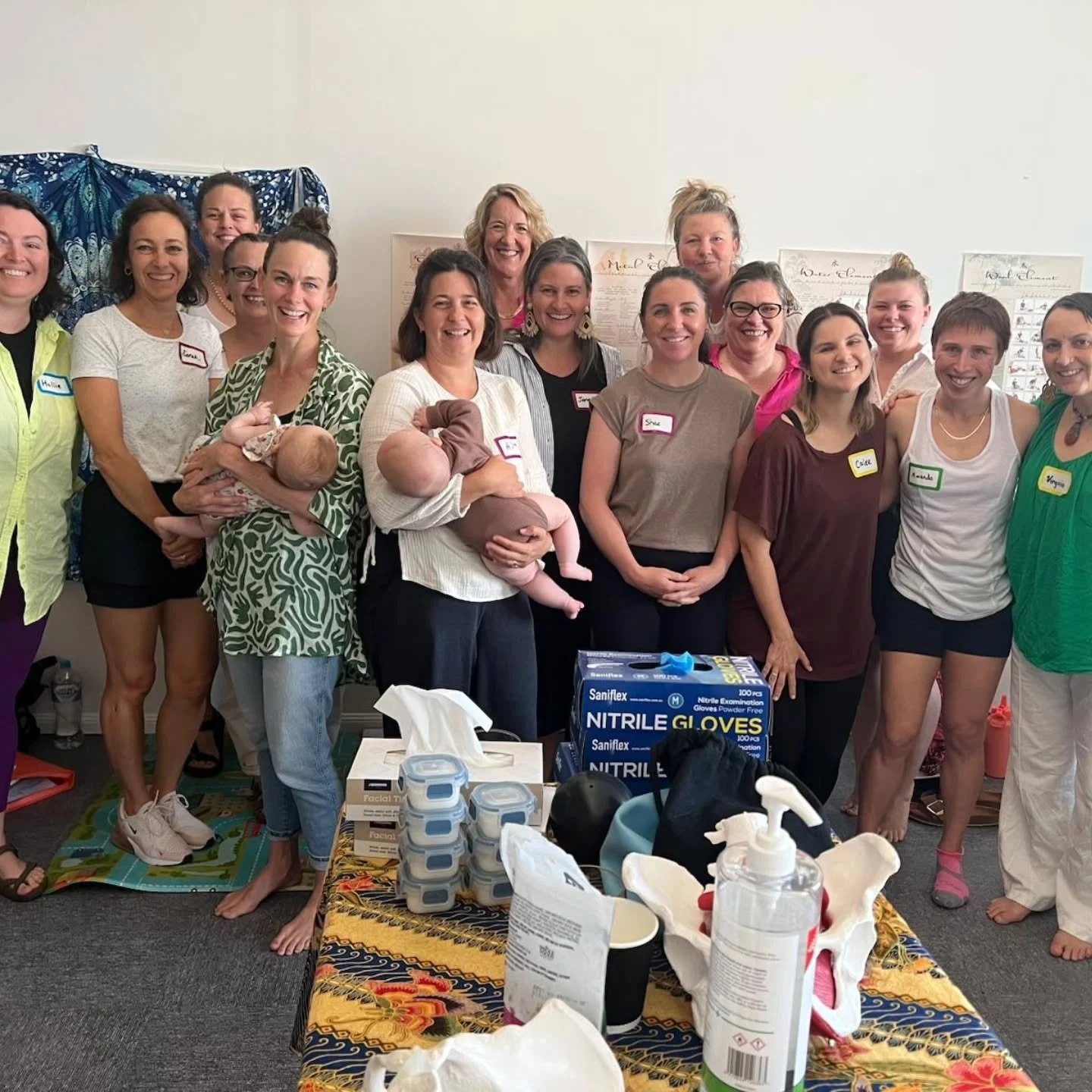 What a weekend last weekend was. 4 incredible days of hands on, in person learning with the very knowledgeable and warm Lynn Schulte from @instituteforbirthhealing a day right here in our backyard in Cairns. 

I've had access to this work online for 