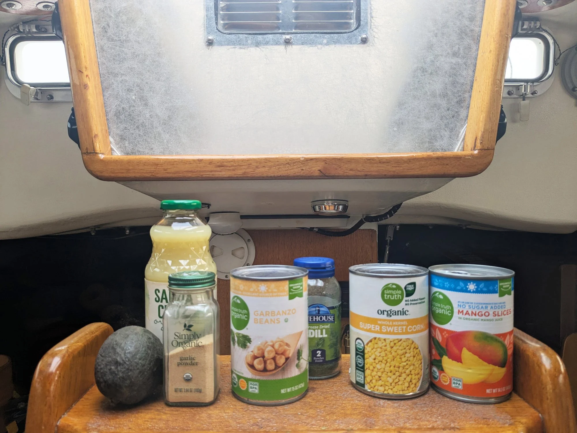 A Simple No-Cook Dinner (Sweet Corn, Garbanzo, Avocado, Mango)