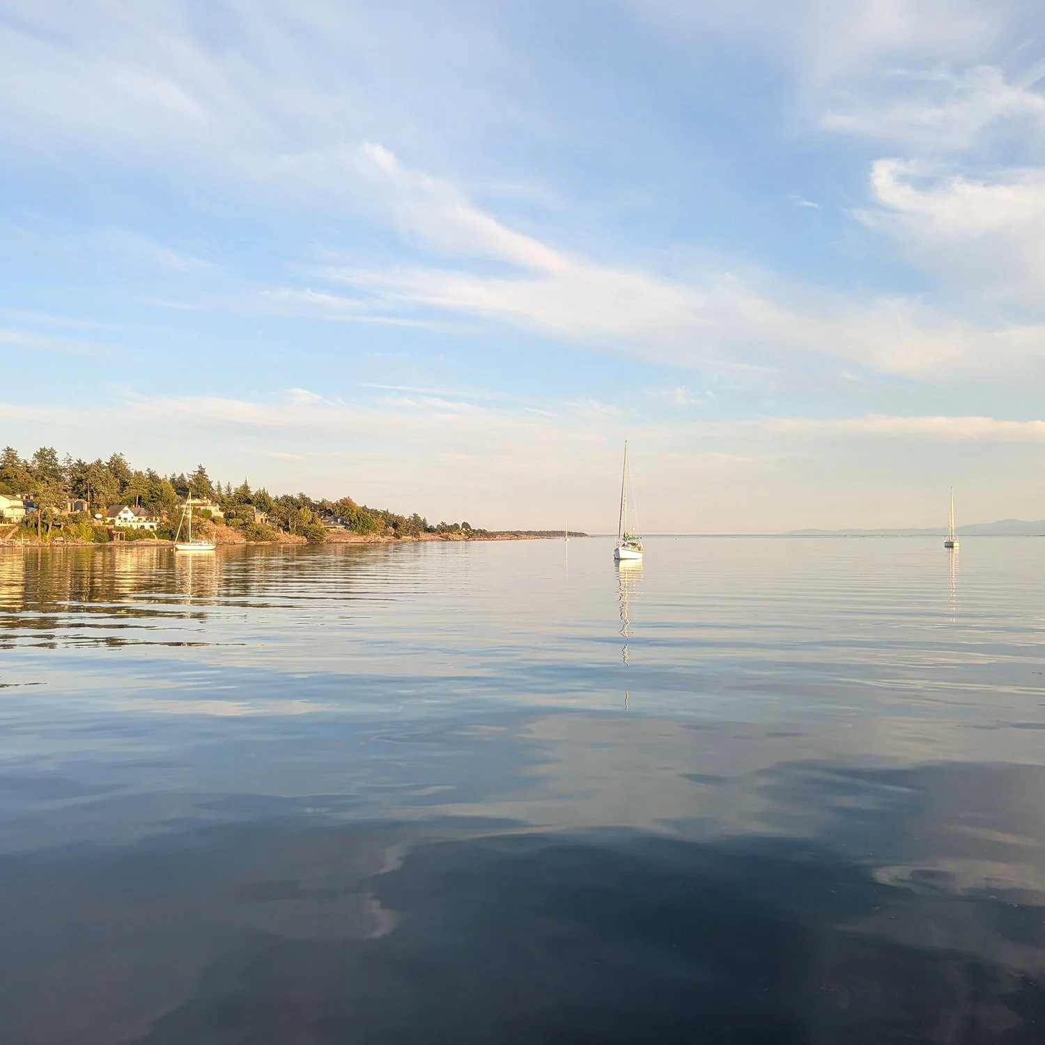 Sailing to Cadboro Bay (in Victoria, BC, Canada)
