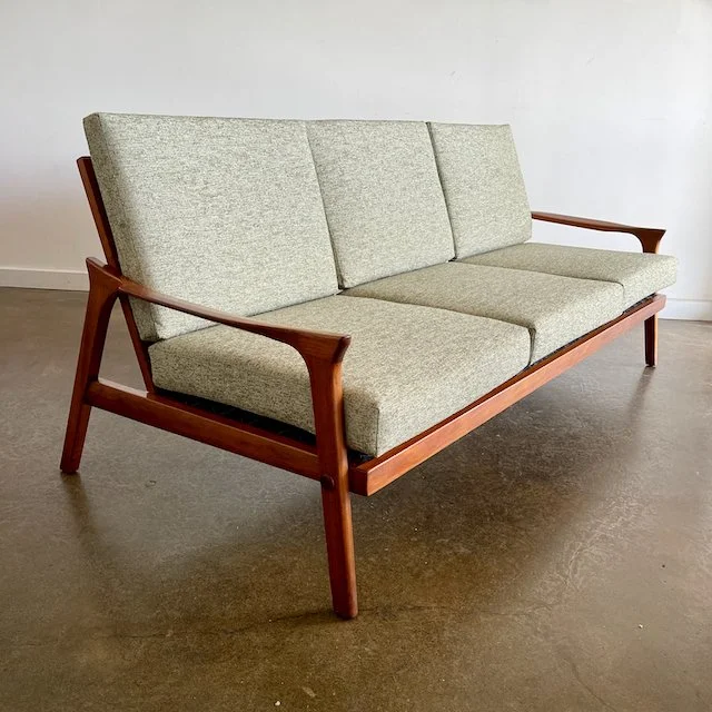 Danish Deluxe three seater sofa/daybed