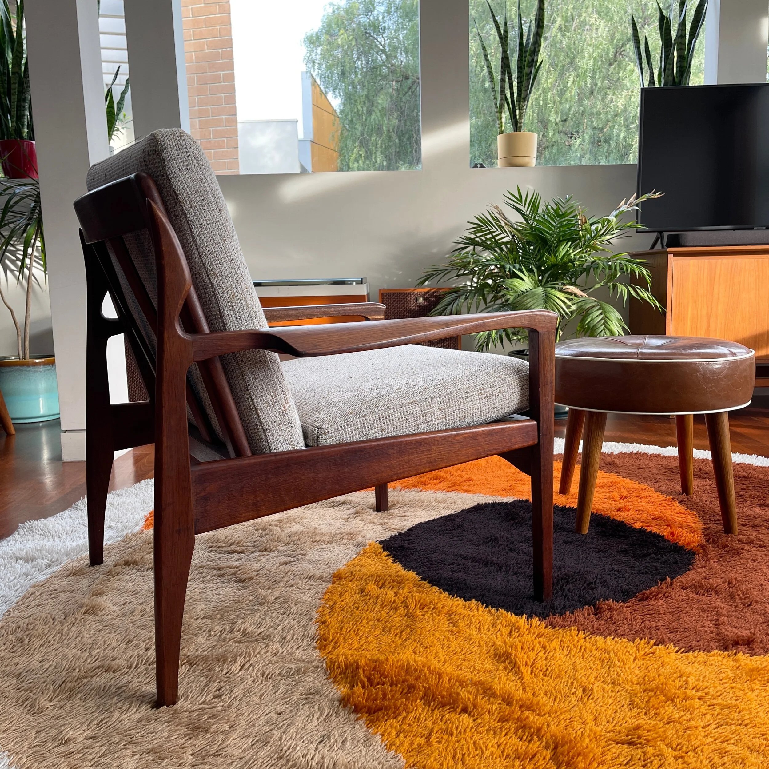 5E8714B8-1009-452A-8206-CF7405B611C0