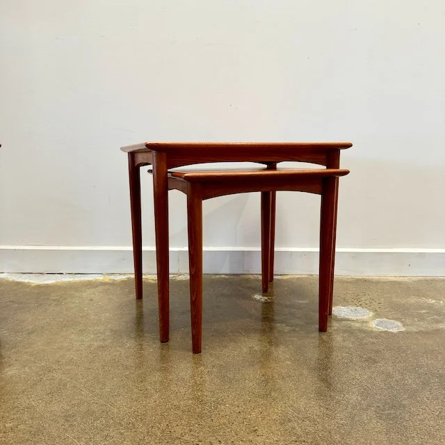 Parker nest of 2 tables #1