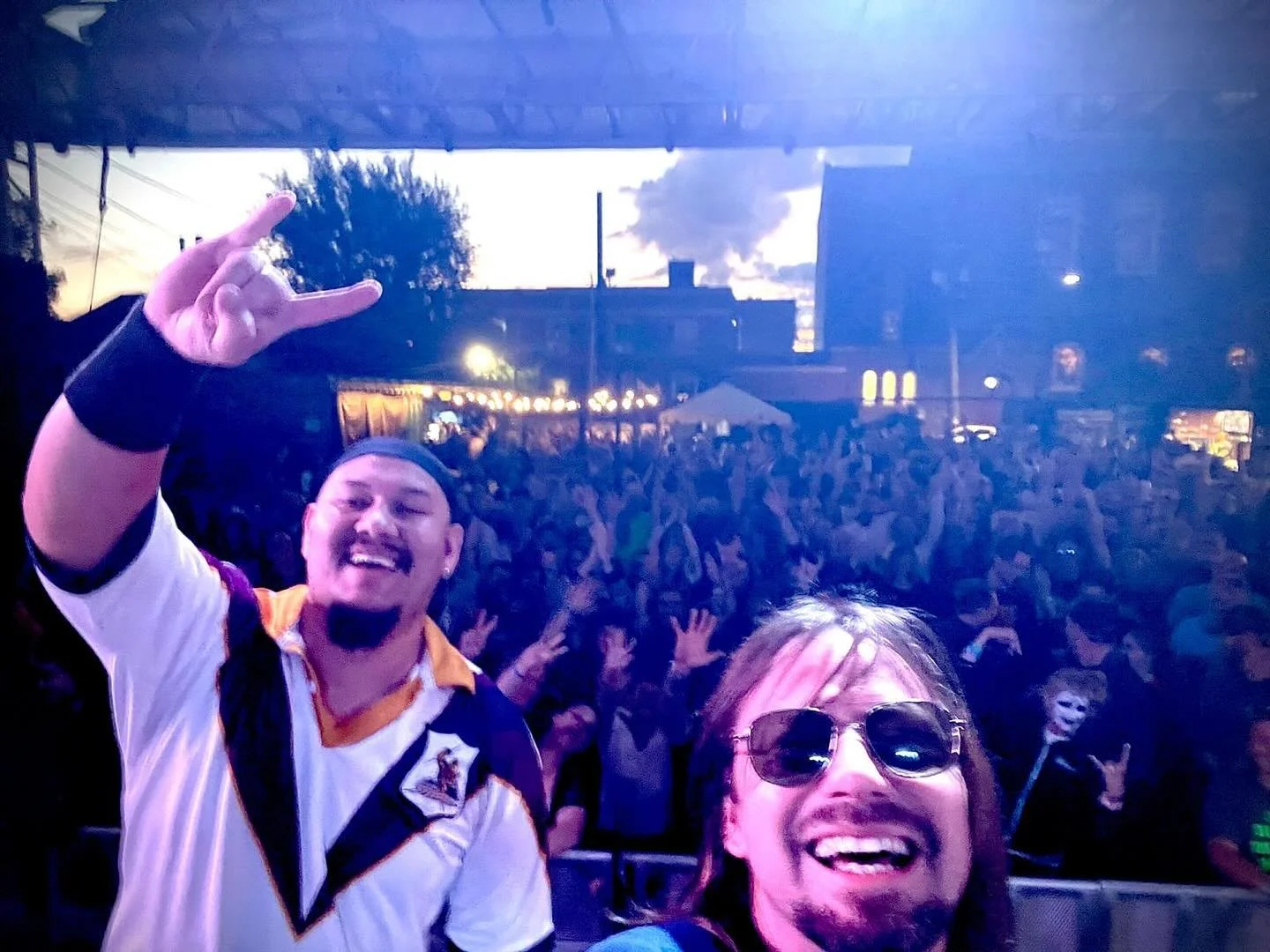 What a vibe last night in Indianapolis, Indiana! 

Thanks for having us @thehifiindy ! 

Next up - Rockford, Illinois tonight. Home of the might @cheaptrick 🤘🏽🤘🏽🤘🏽

#drummer #jackiebarnes #lachydoley