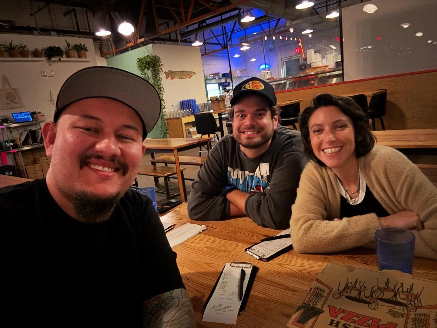 Back in Nashville and hanging with some of my fave people! 

Kicking off the mid tour break in good company. 

#nashville #tennessee #friends
