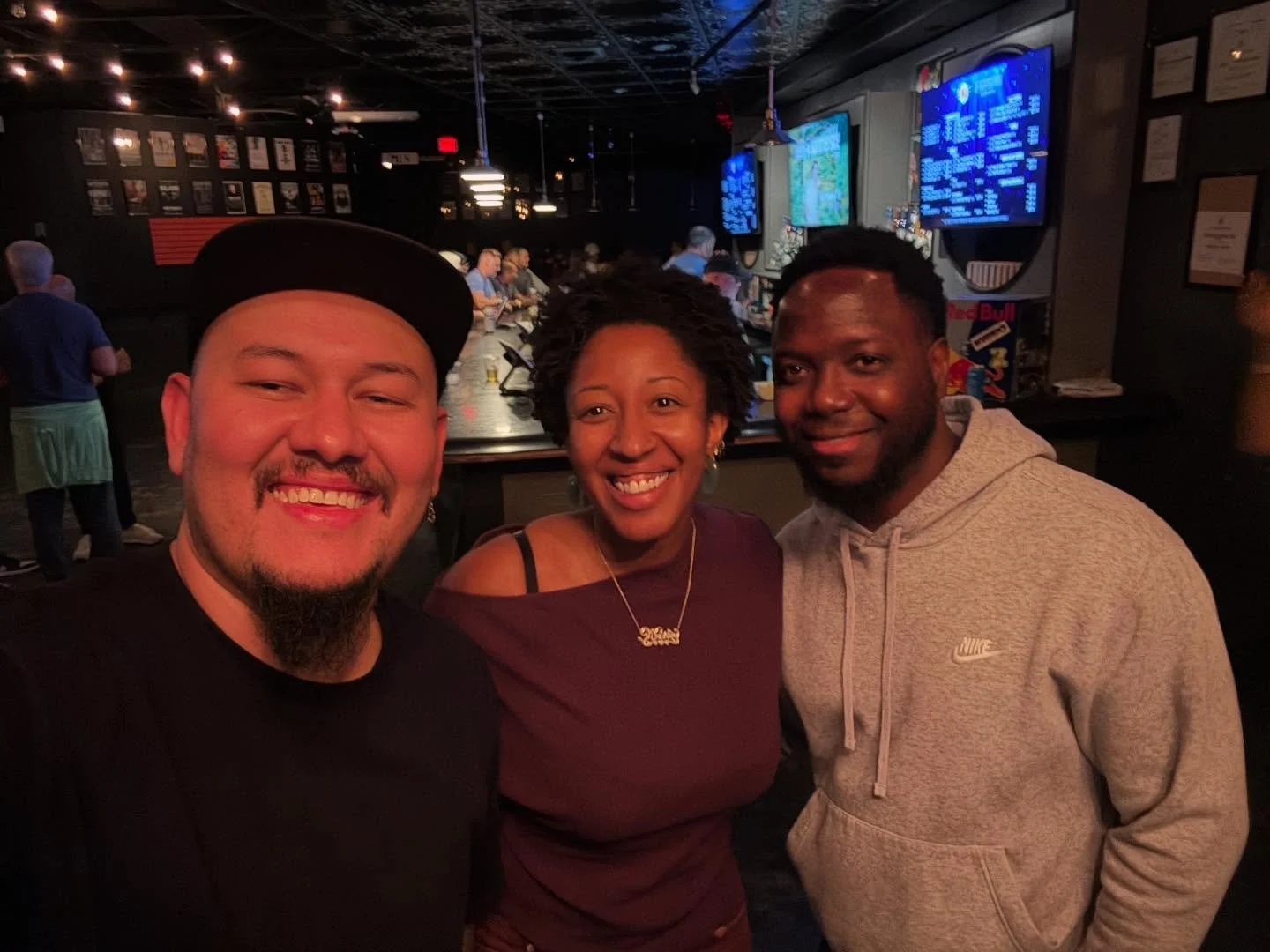 So good to catch up with my dear friend @thekrisbliss from @berkleecollege days at our show in Charlotte, NC a few nights ago. 

When you&rsquo;re on the road most of the year it&rsquo;s nice to catch up with friends wherever you can! 

Great meeting