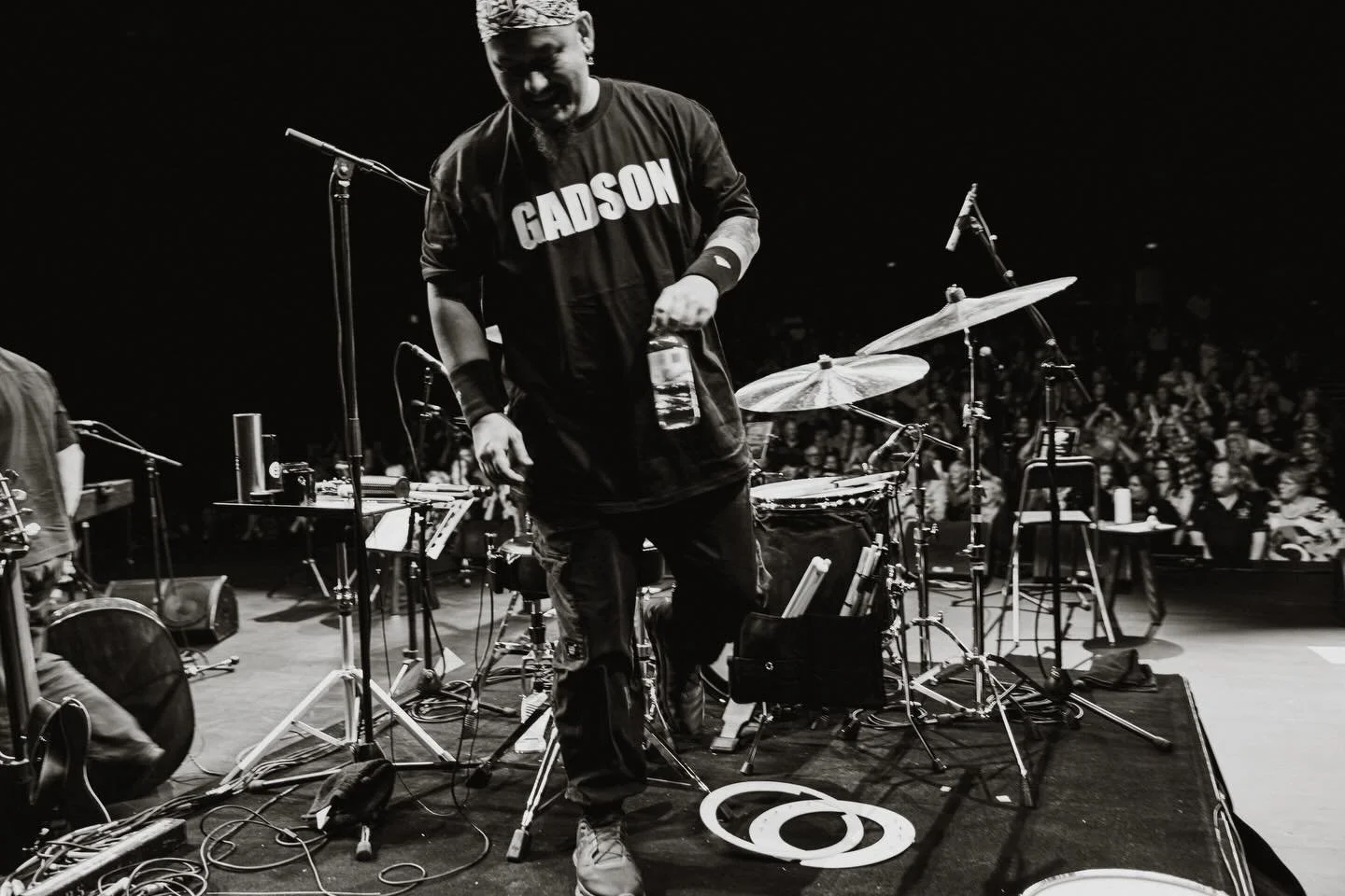 Shot by @daramunnis at the @jane13barnes band show in Bendigo a few nights ago.

These shows have been so much fun and hopefully we can do some more down the track. 

#drums #drummer #jackiebarnes