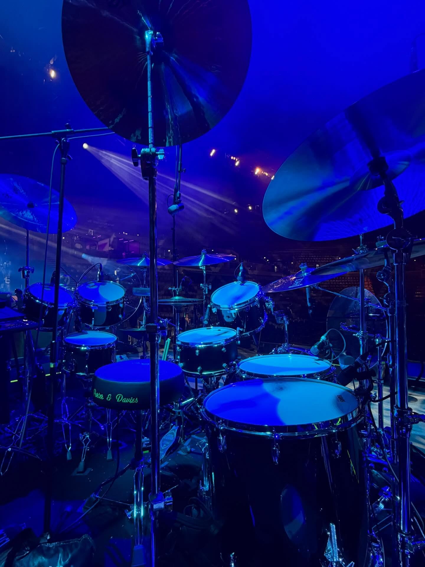 Auckland, New Zealand.

Final show of the @jimmybarnesofficial &ldquo;Working Class Man&rdquo; 40th Anniversary Tour tonight at the @sparkarena 

It&rsquo;s a full house and is gonna be rockin&rsquo;

On stage at 8pm 🤘🏽

#drummer #jackiebarnes #jim