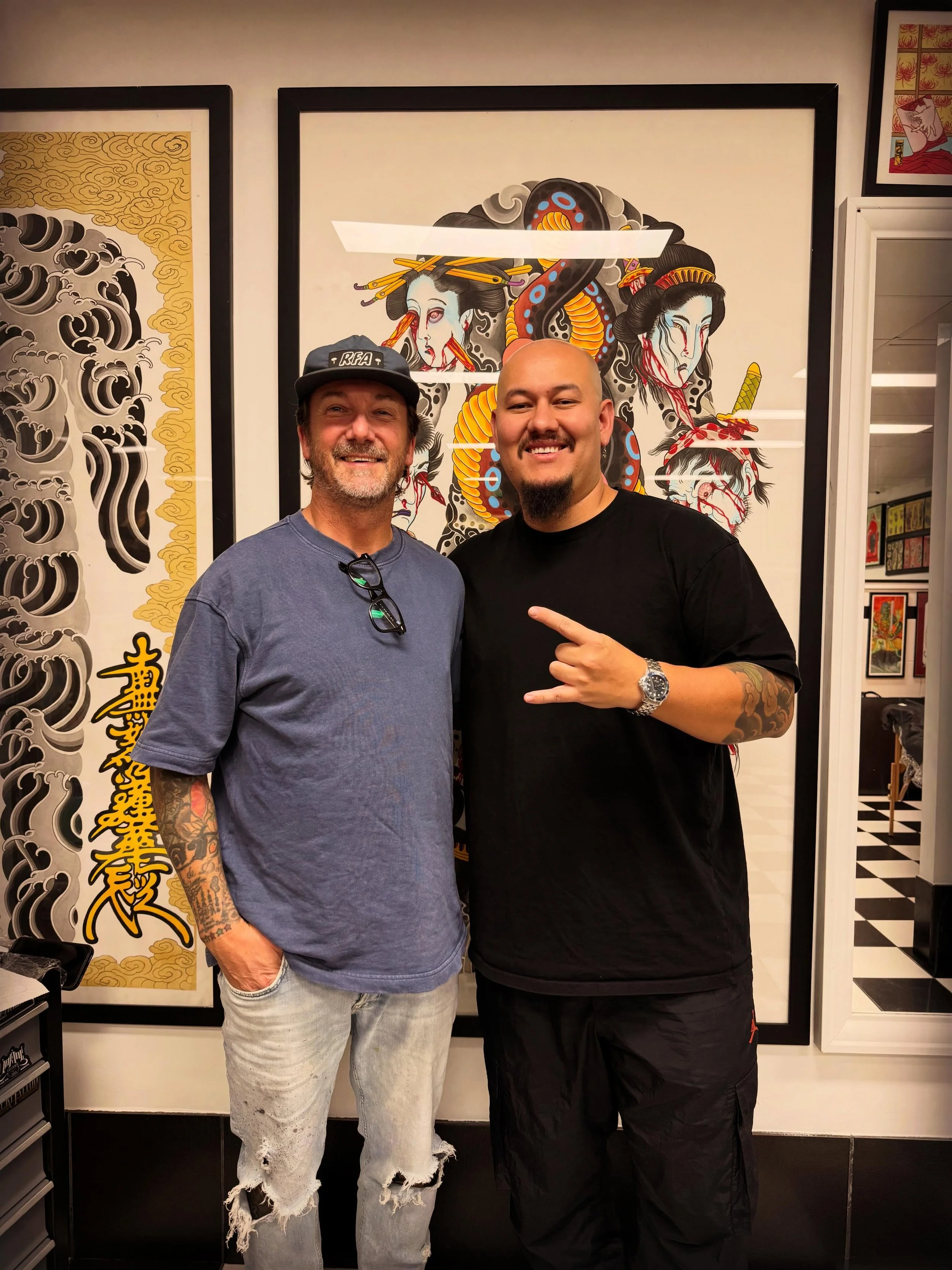 Great to catch up with my good mate @rhysgordon at his shop @_littletokyo_ on the Gold Coast. 

He&rsquo;s my favourite tattoo artist and I am proud to have some of his work on my body. Discussing some new pieces 🤘🏽

#tattoo #littletokyo #rhysgordo