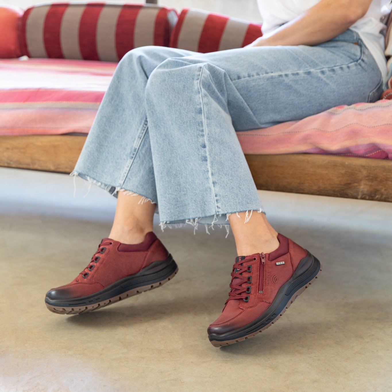 R-5583 by @g_comfort_shoes has finally arrived in stock this week! One of our best performing walking shoes - R-5583 is ready for anything! #autumnwinter2025 #supportivefootwear #walkingshoes #orthoticfriendly #waterresistant