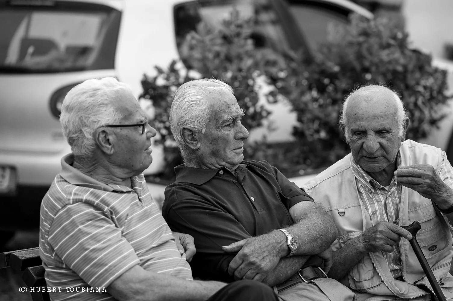 LITTLE CHAT IN SICILY / DISCUSSION ENTRE SICILIENS /