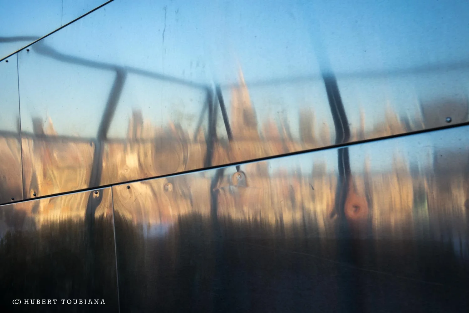 SUNSET ON MANHATTAN SKYLINE / COUCHER DE SOLEIL SUR MANHATTAN /