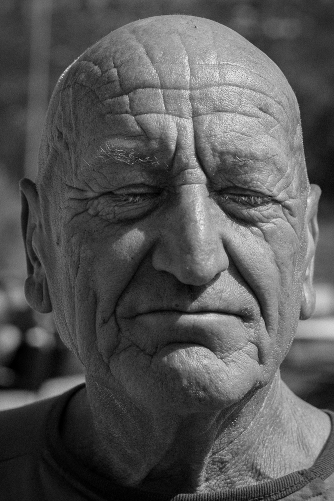 THIS BEAUTIFUL FACE TELLS YOU EVERYTHING ABOUT LIFE / UN BEAU VISAGE QUI NOUS RACONTE LA VIE /