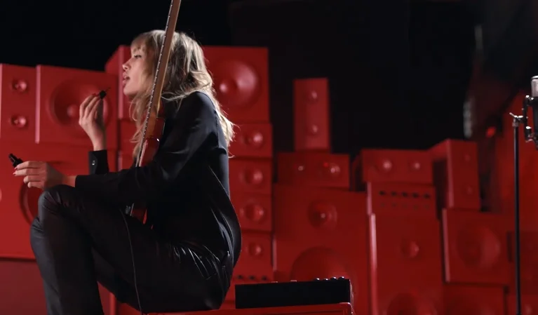 VERNIS À LÈVRES - YVES SAINT LAURENT 360°