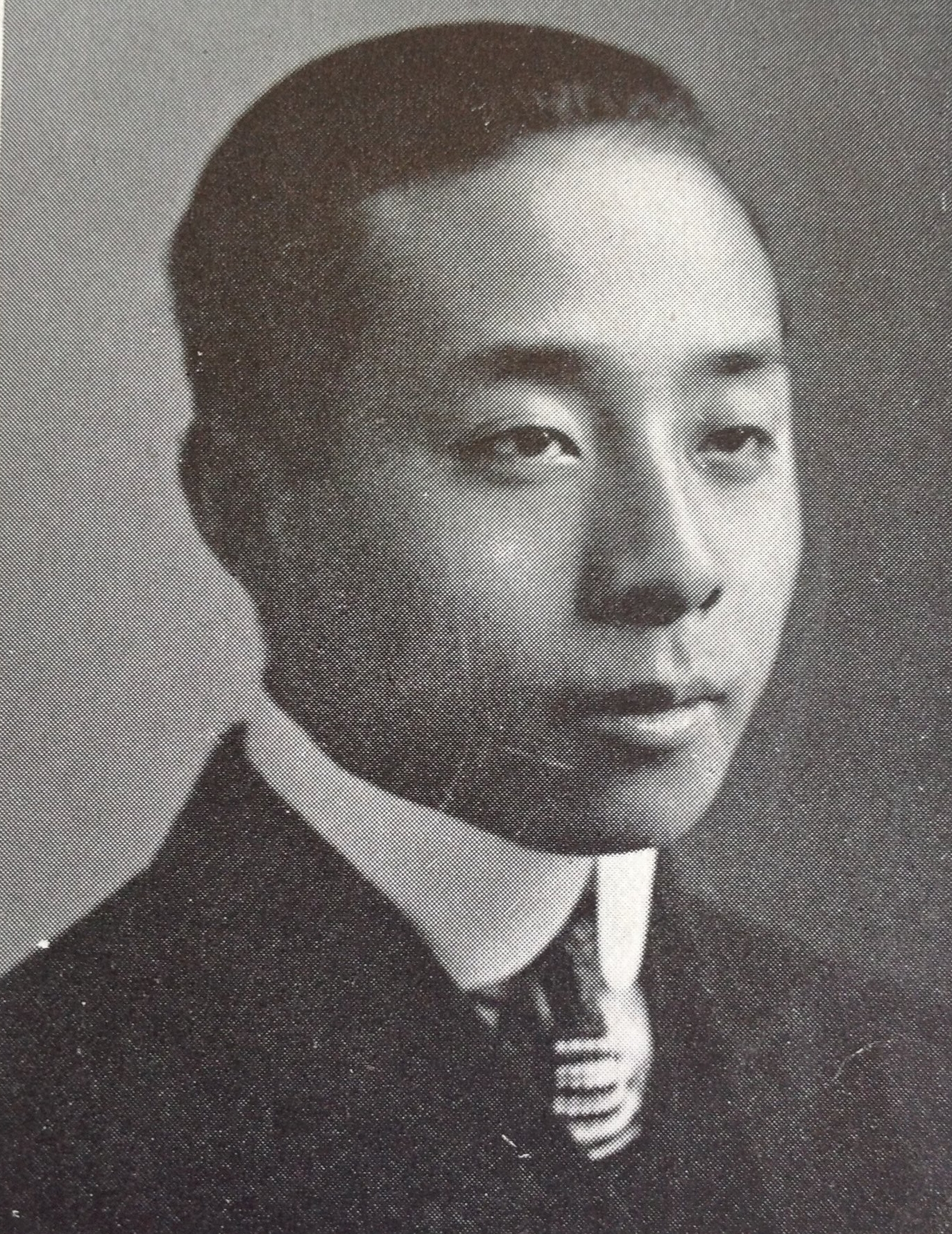 Turpin Hsi, Senior Class Portfolio 1914. Courtesy MIT Archives and Special Collections.