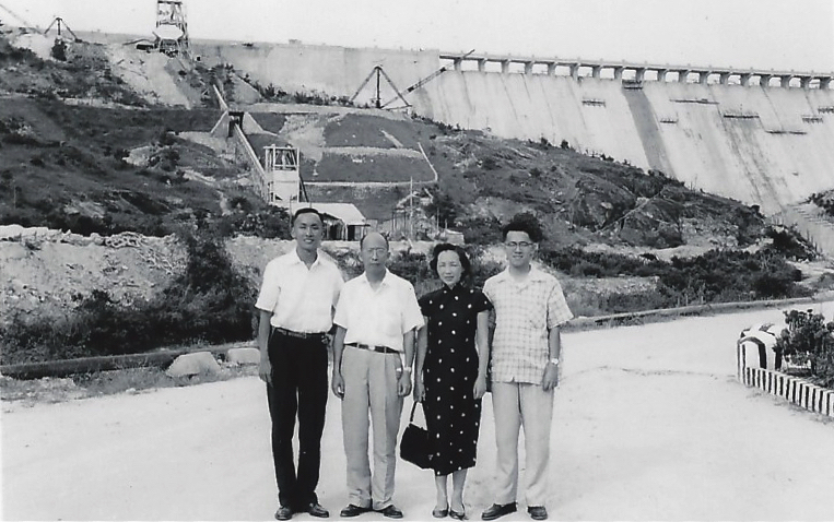 Lam and Au at Tai Lam Reservoir, ca. 1960. Courtesy Shona Lam.