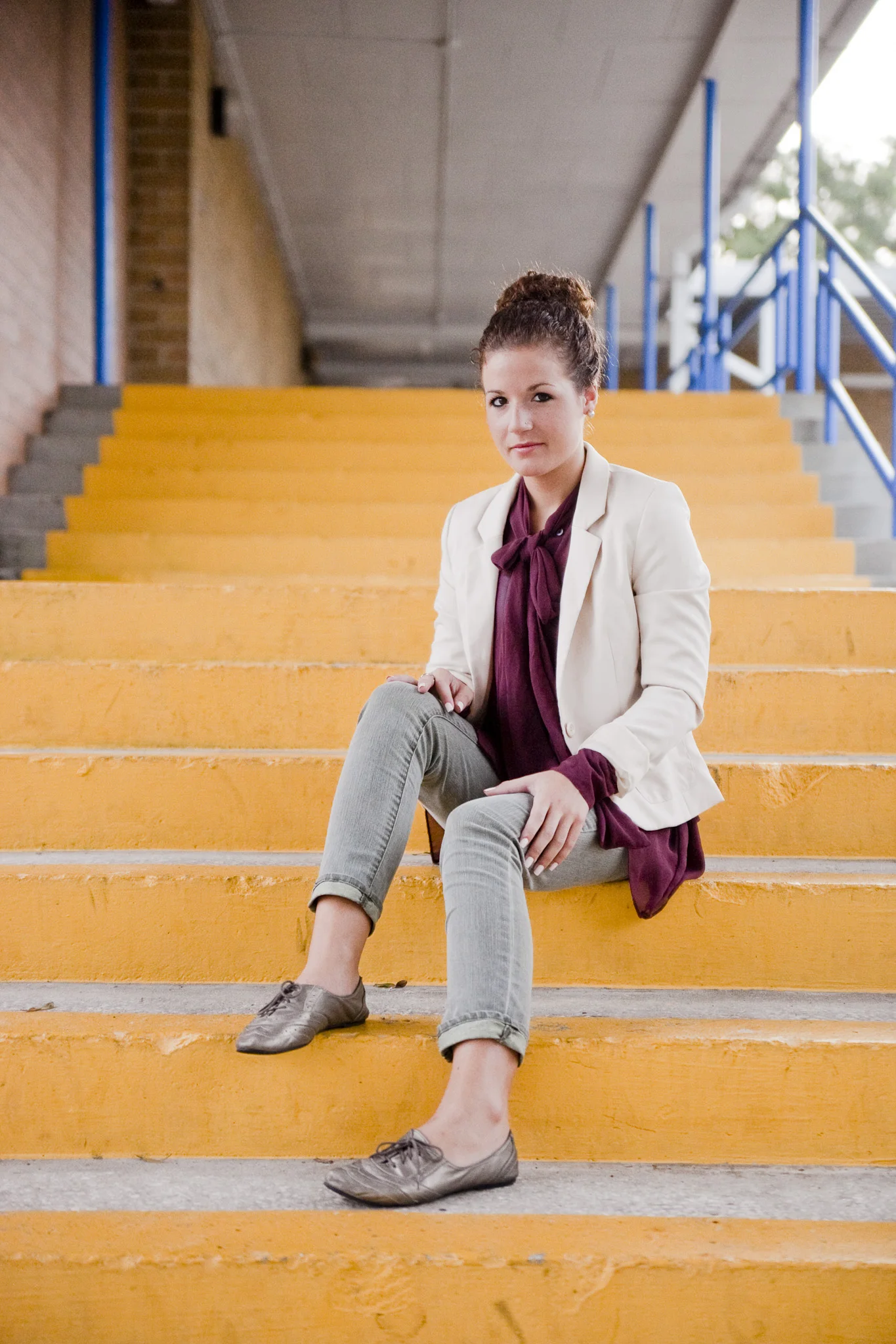 Full-Look-with-White-Jacket.jpg