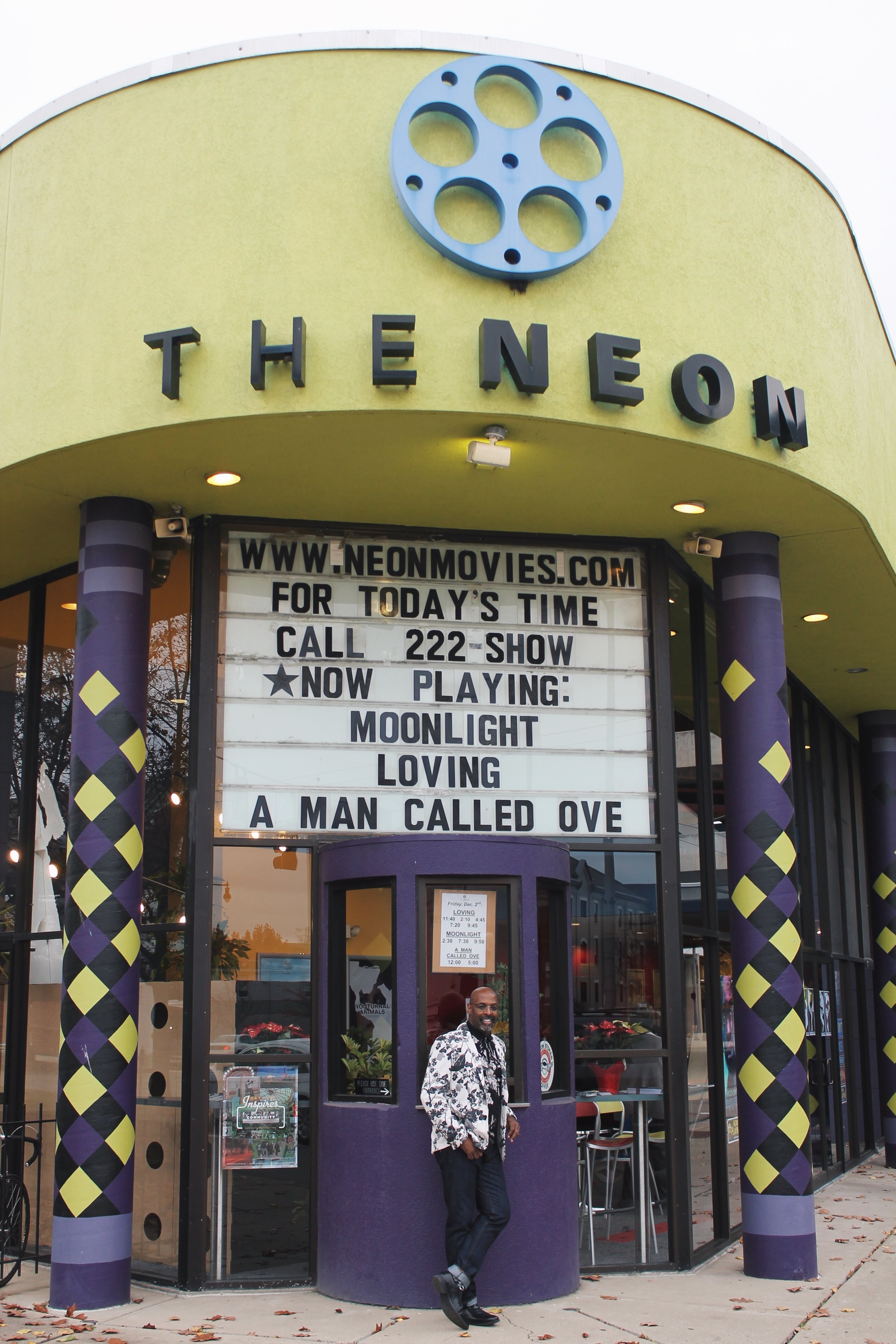 Neon01.jpg