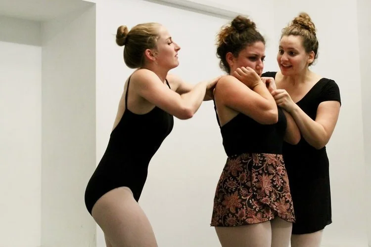   Olivia Crawford, Madalyn Baker, &amp; Jessica Toltzis (Photo by Diego Silva)  