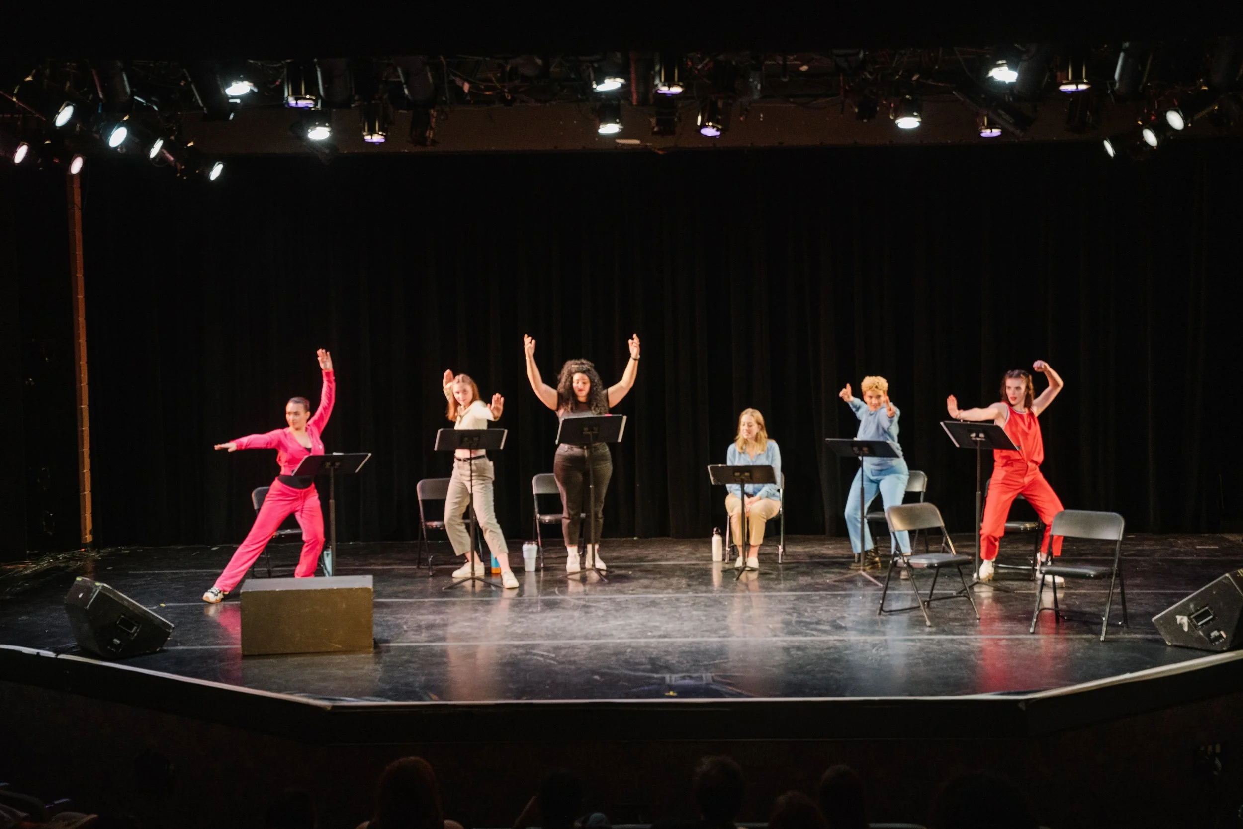   Hope Johansen, Mahayla Laurence, Penelope Deen, Lida Darmian, Grace Guichard, &amp; Emily Dayton Evans (Photo by Adam Schneberg)  