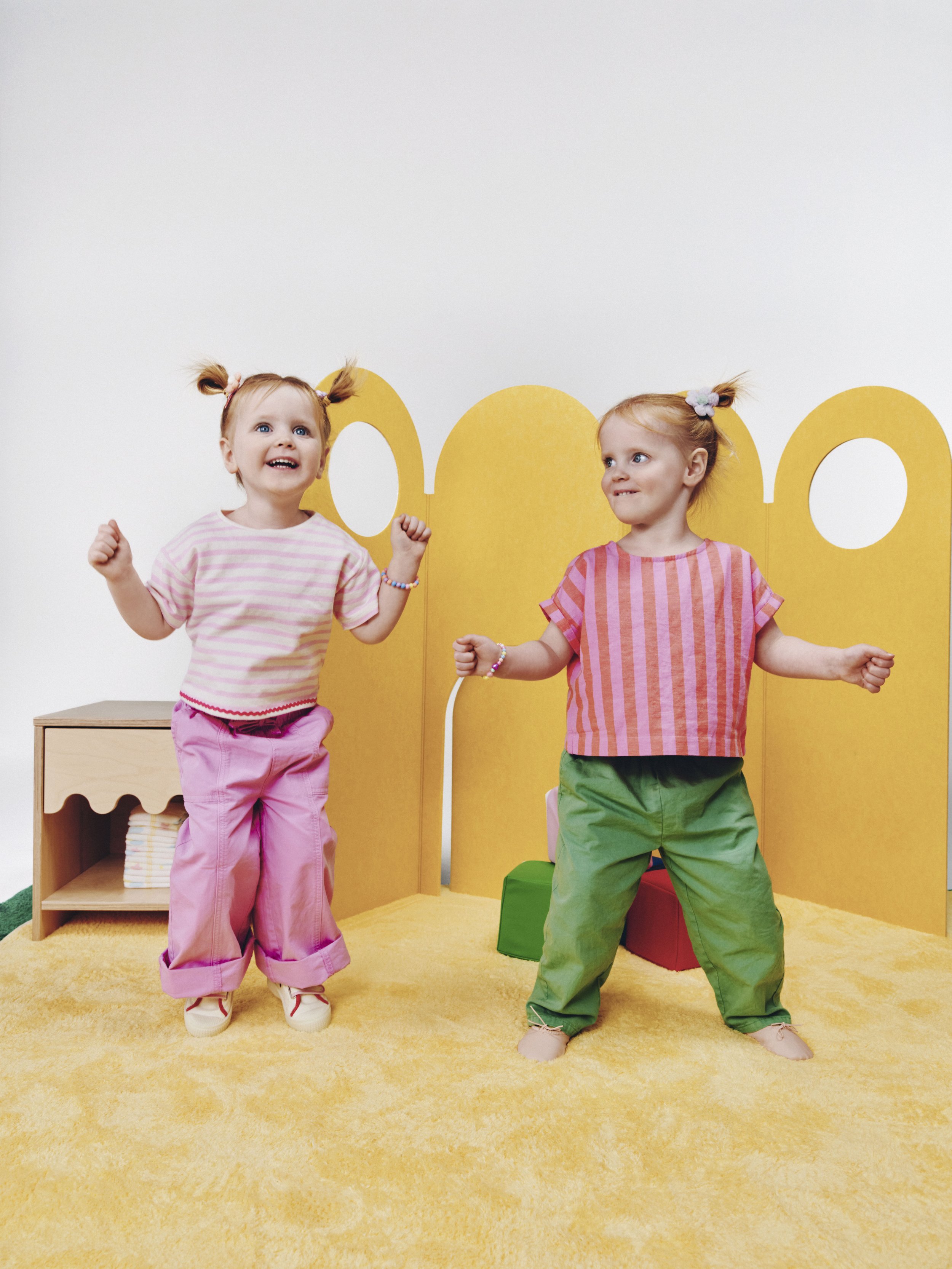 Case_Family_GiraffeThermometer_1_0110_v2.jpg