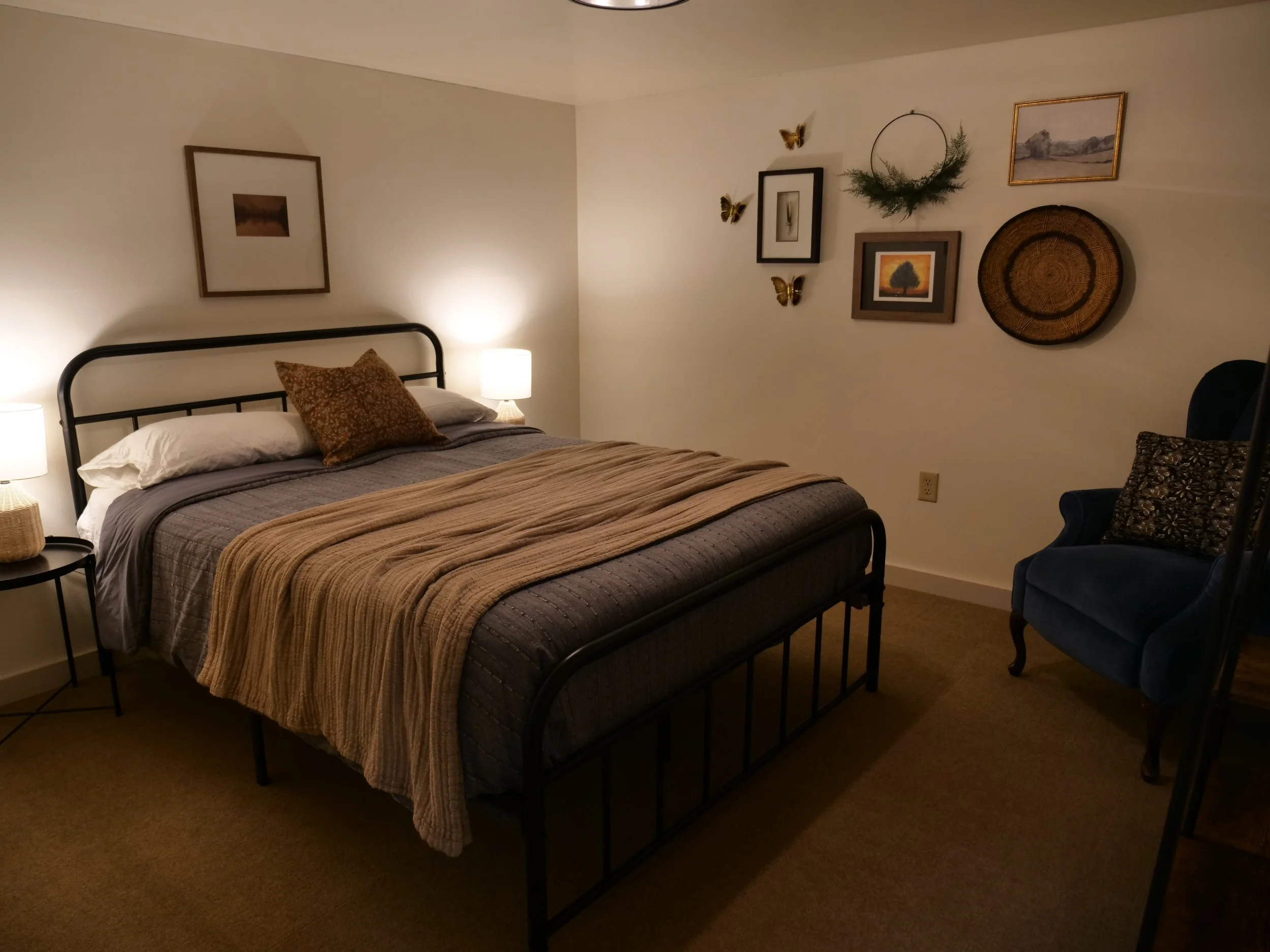 59 - Lodge Basement Bedroom 01.JPG