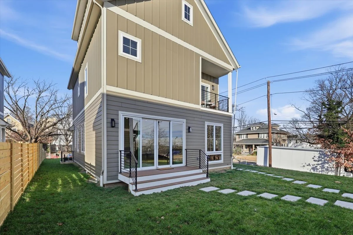 Beautiful Deck and Yard