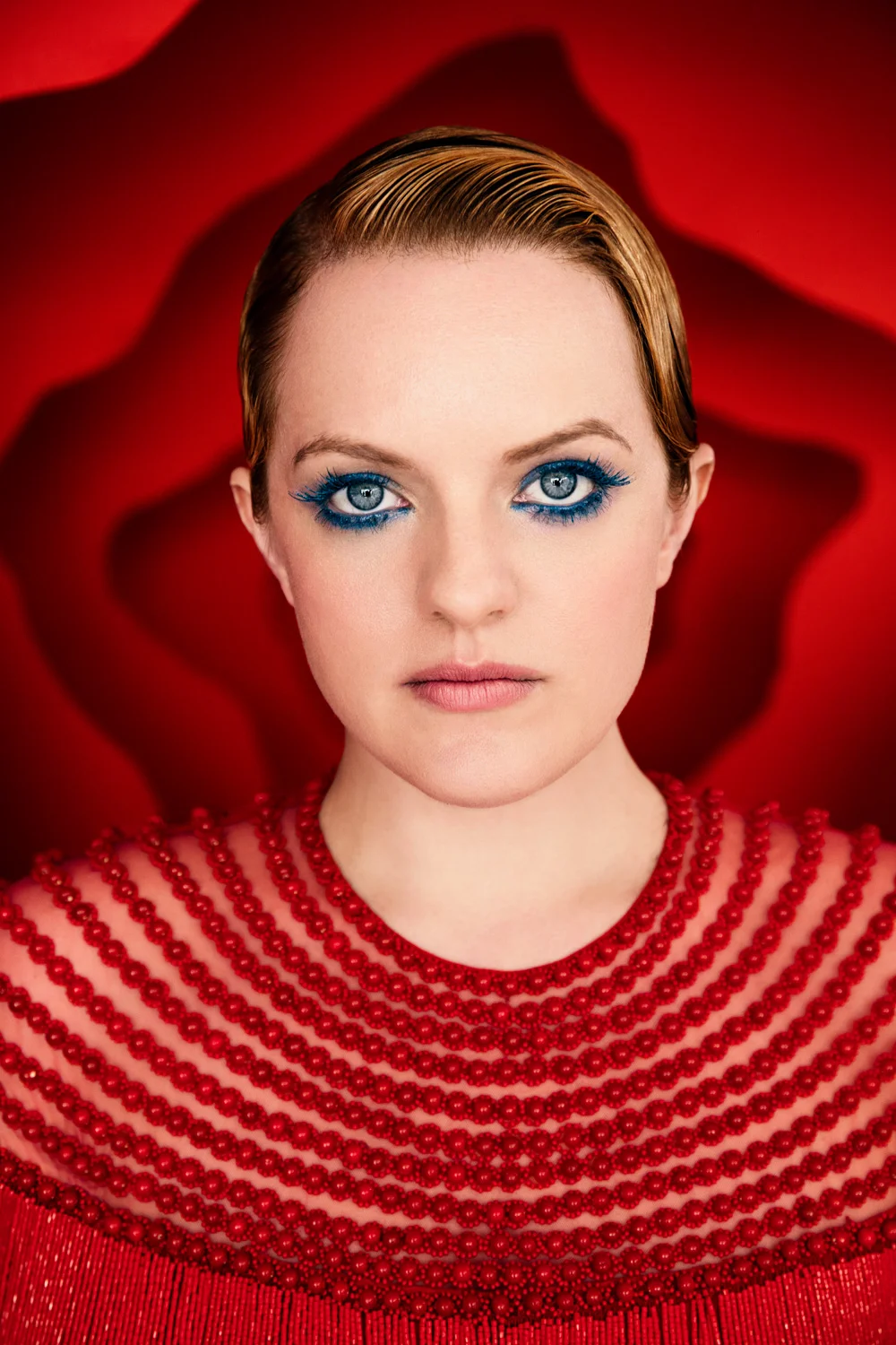 7237_02_JUCO_ELIZABETH_MOSS_8891_V3_RGB.jpg